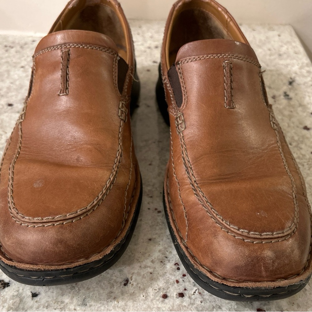 Clarks Men’s Shoes Leather Loafers Slip On Shoes Brown Size 9